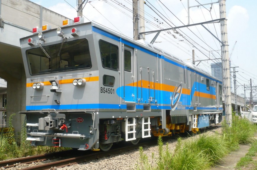 道床バラスト整理車 MR1312