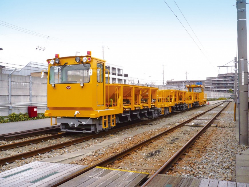砕石運搬車（ホッパー車） MC0422